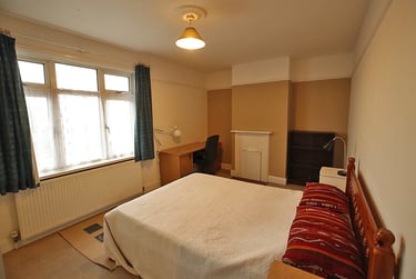 4 bed house, Burgess rd, Swaythling, Southampton, SO163BL - Image 8